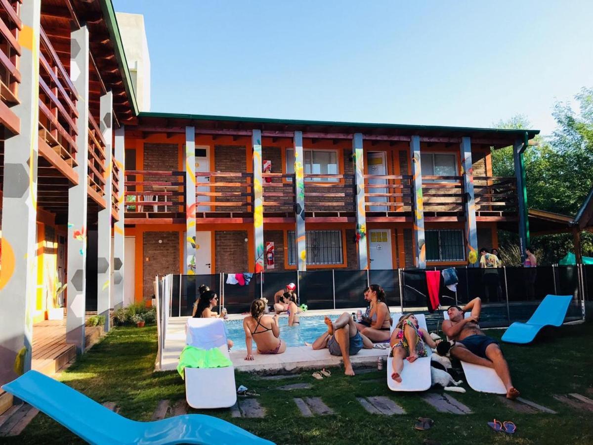 סנטה רוסה דה קלמוצ'יטה Eiru Hostel מראה חיצוני תמונה